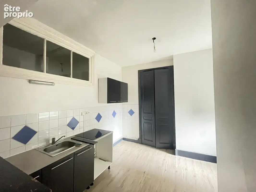 Immeuble avec 9 appartements et un local commercial - photo 7