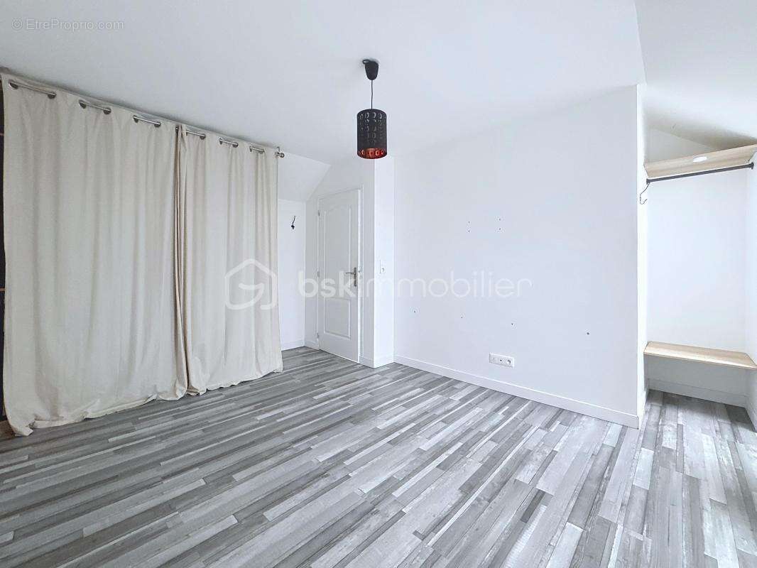 Appartement à BOUAFLE