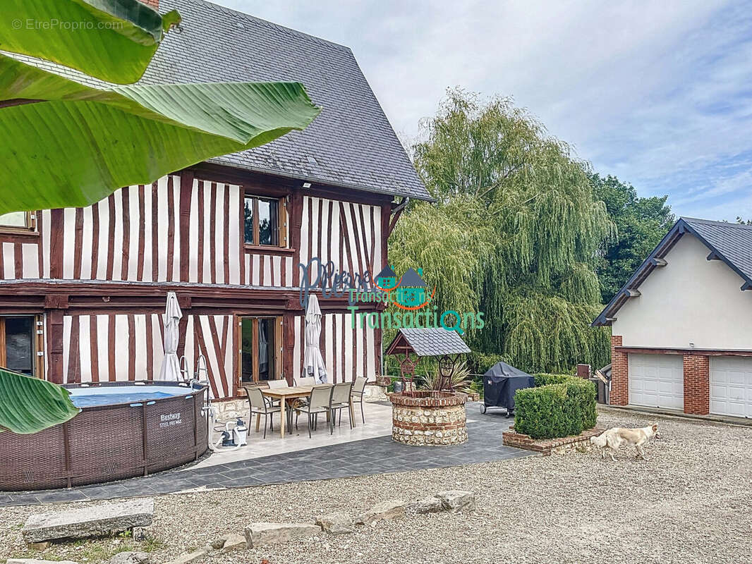 Maison à LILLEBONNE