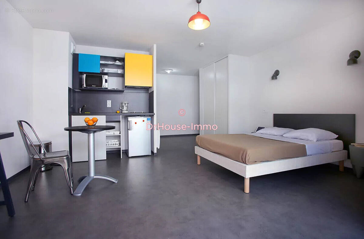 Appartement à MARSEILLE-3E