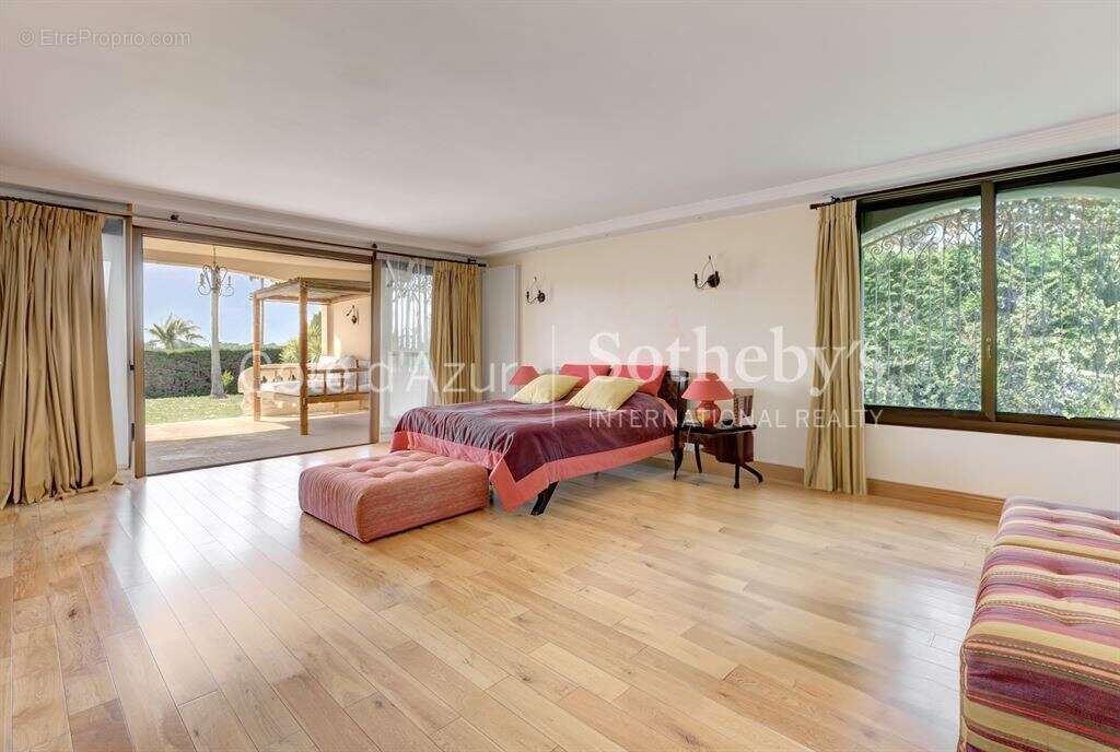 Maison à ANTIBES