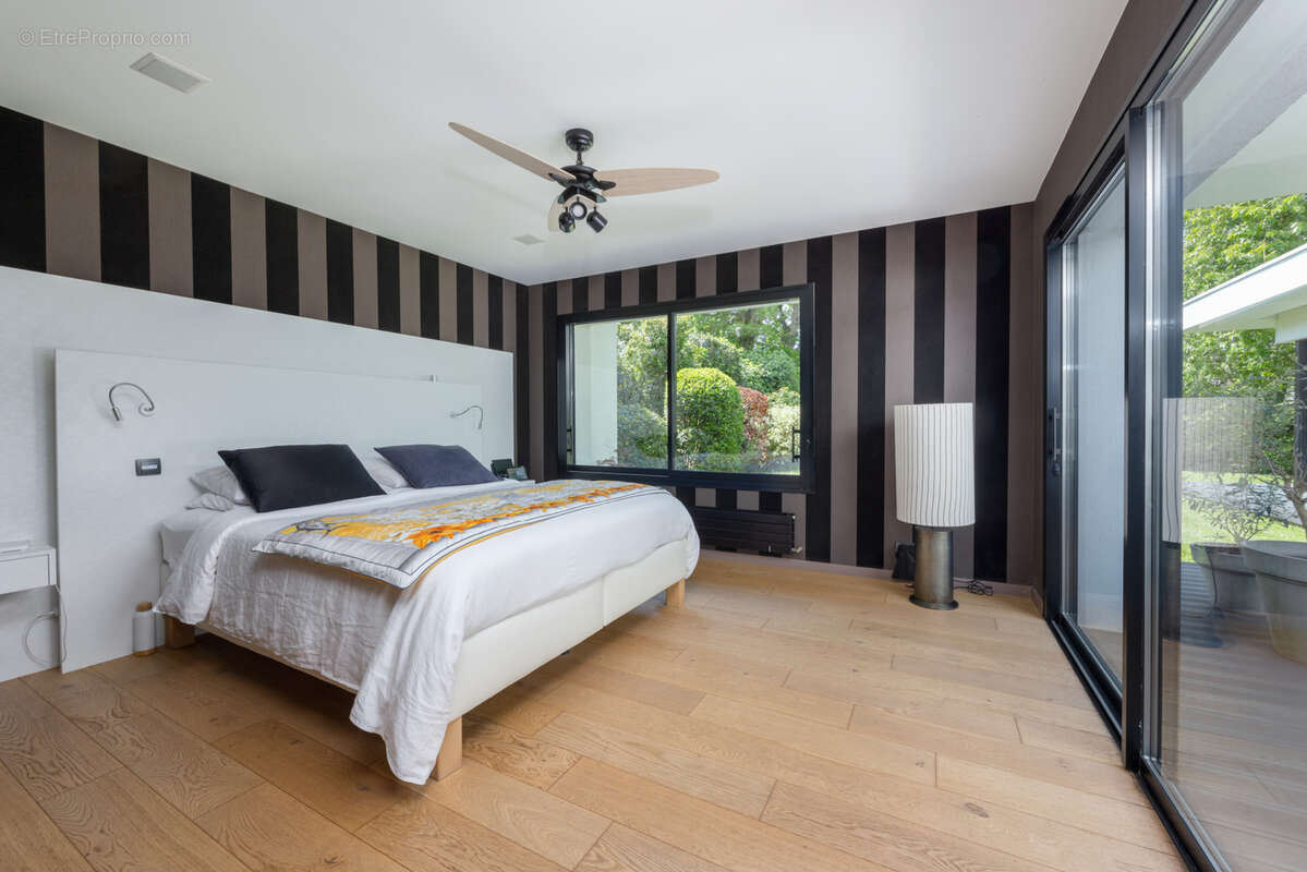 Magnifique Maison contemporaine à PACE, située dans le secteur résidentiel très prisé de Beausoleil - photo 7