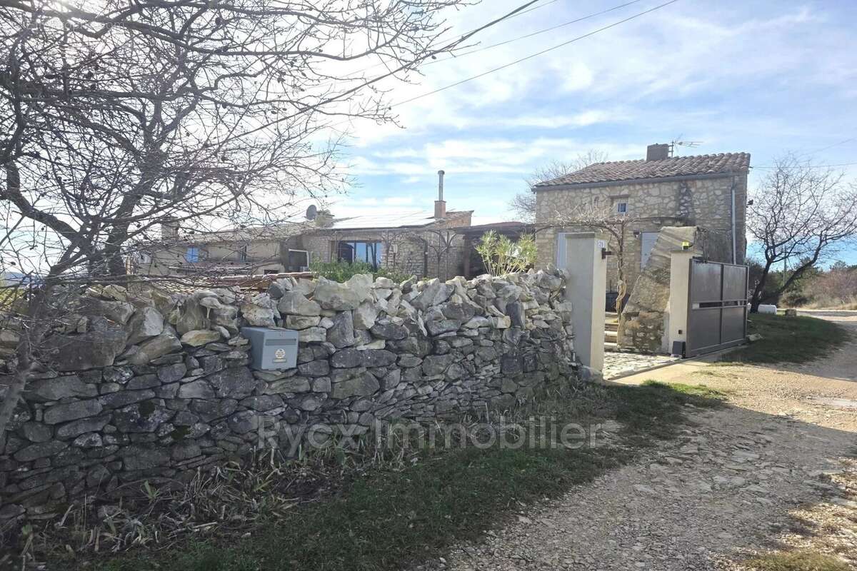Maison 160 m² à Sault  - photo 2