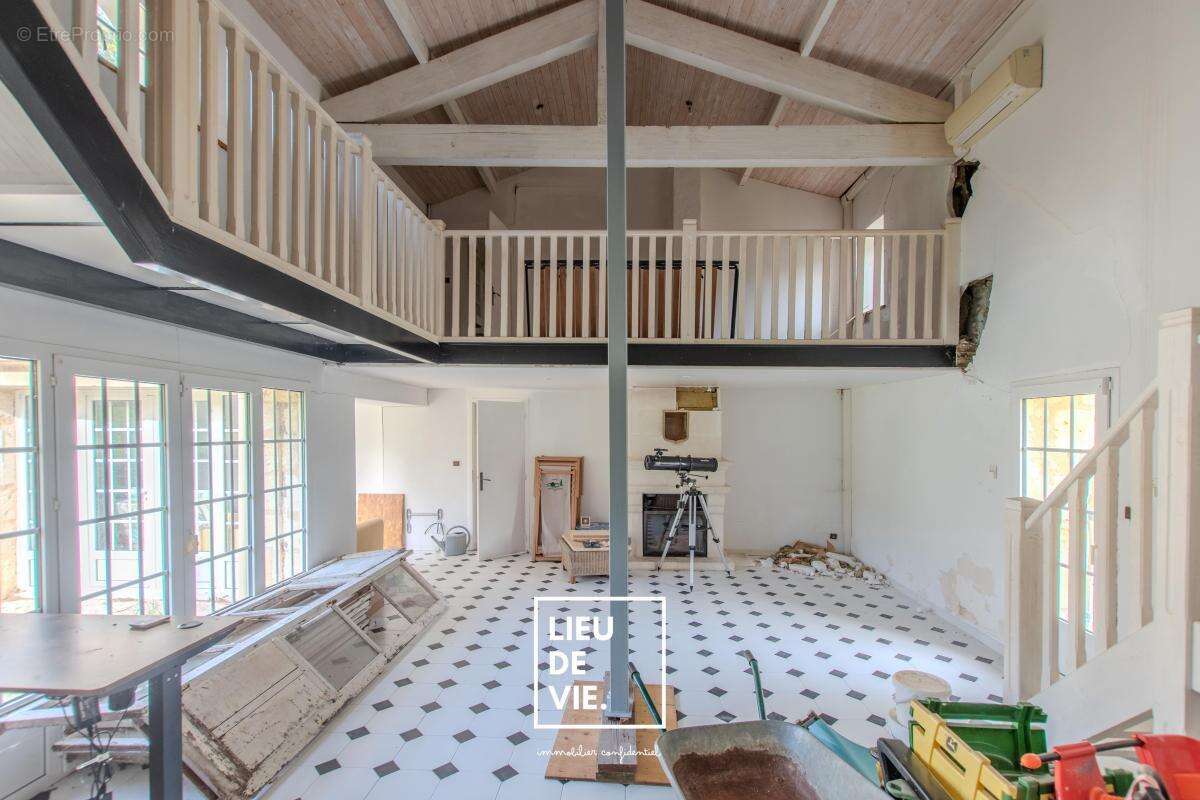 Maison à VILLEGOUGE