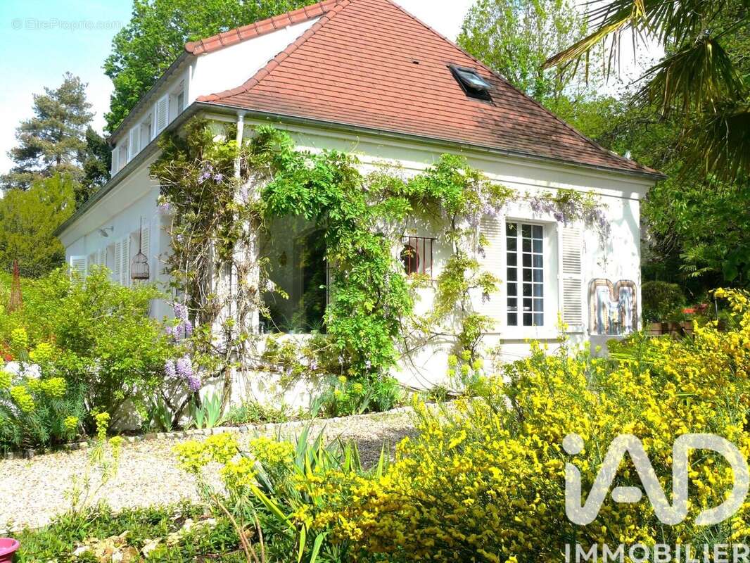 Photo 3 - Maison à SAINT-REMY-L'HONORE