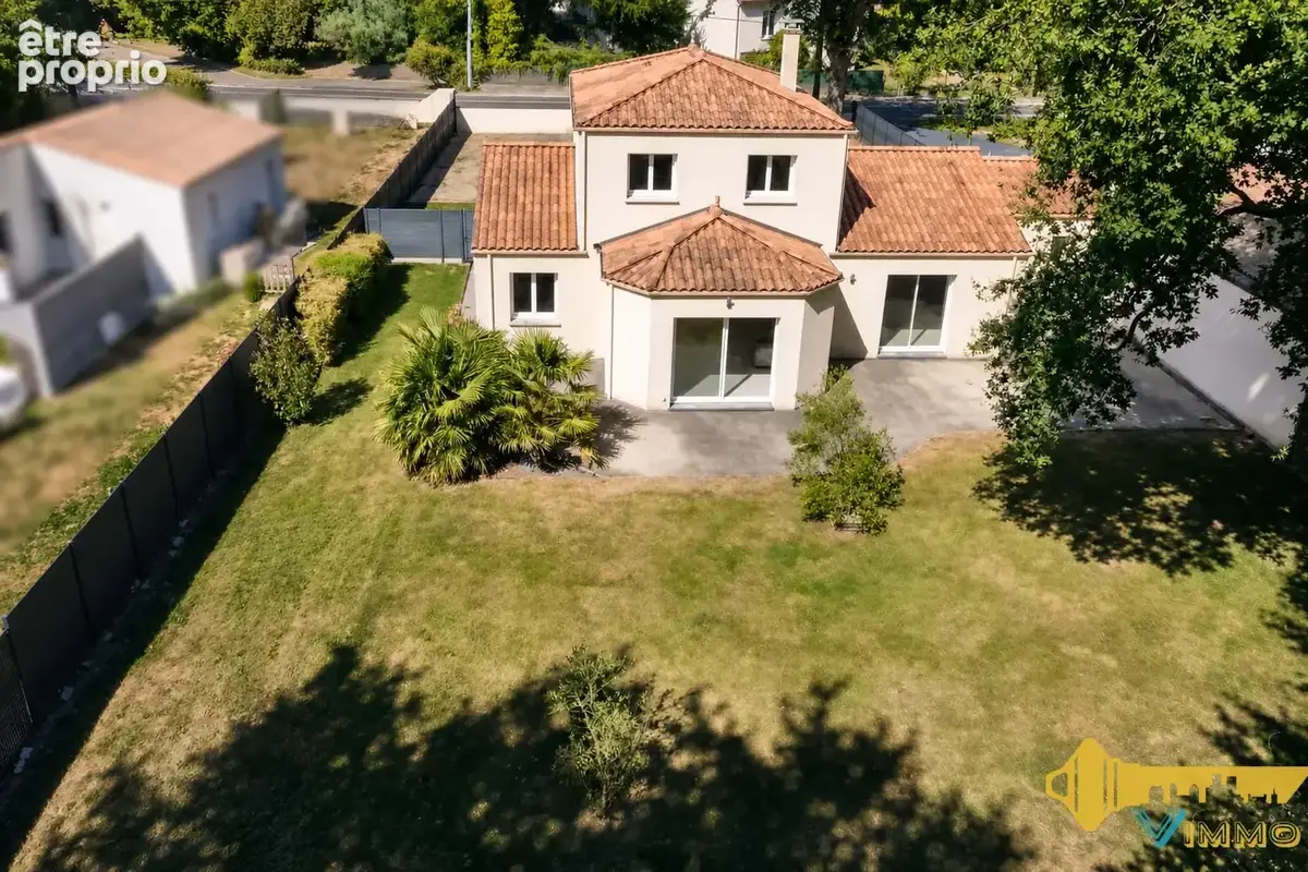 Maison familiale de 2012   Le Cellier - photo 2