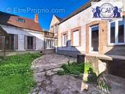 Maison à PONT-SUR-YONNE