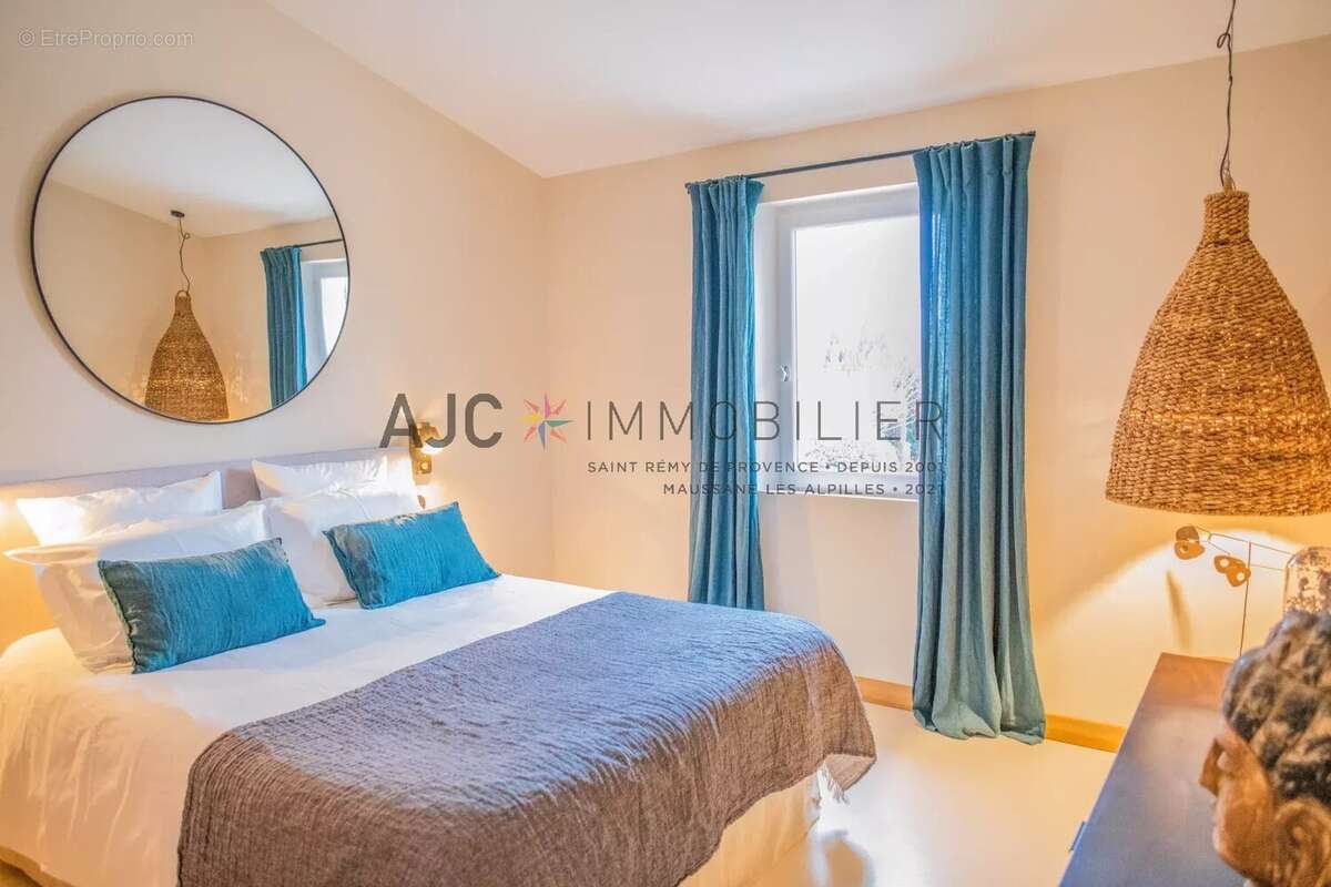 Maison à MAUSSANE-LES-ALPILLES