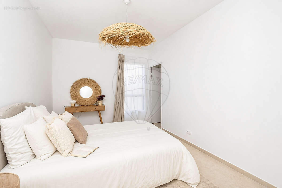 Appartement à VILLENEUVE-LOUBET
