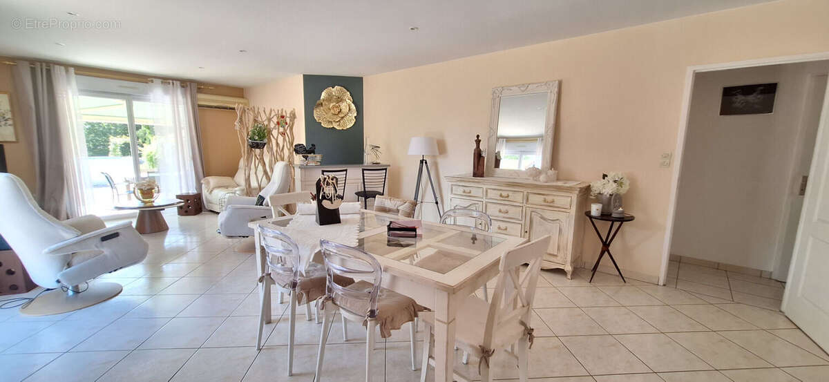 Maison à BUELLAS