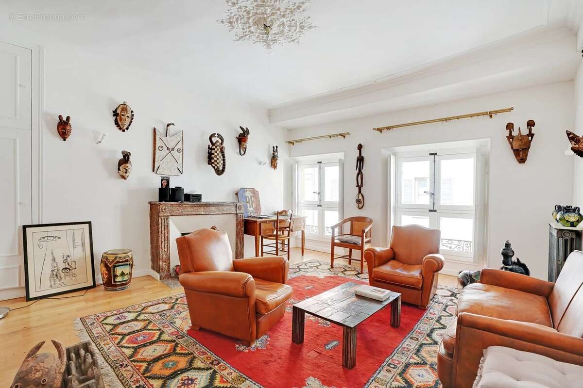 Appartement à VERSAILLES