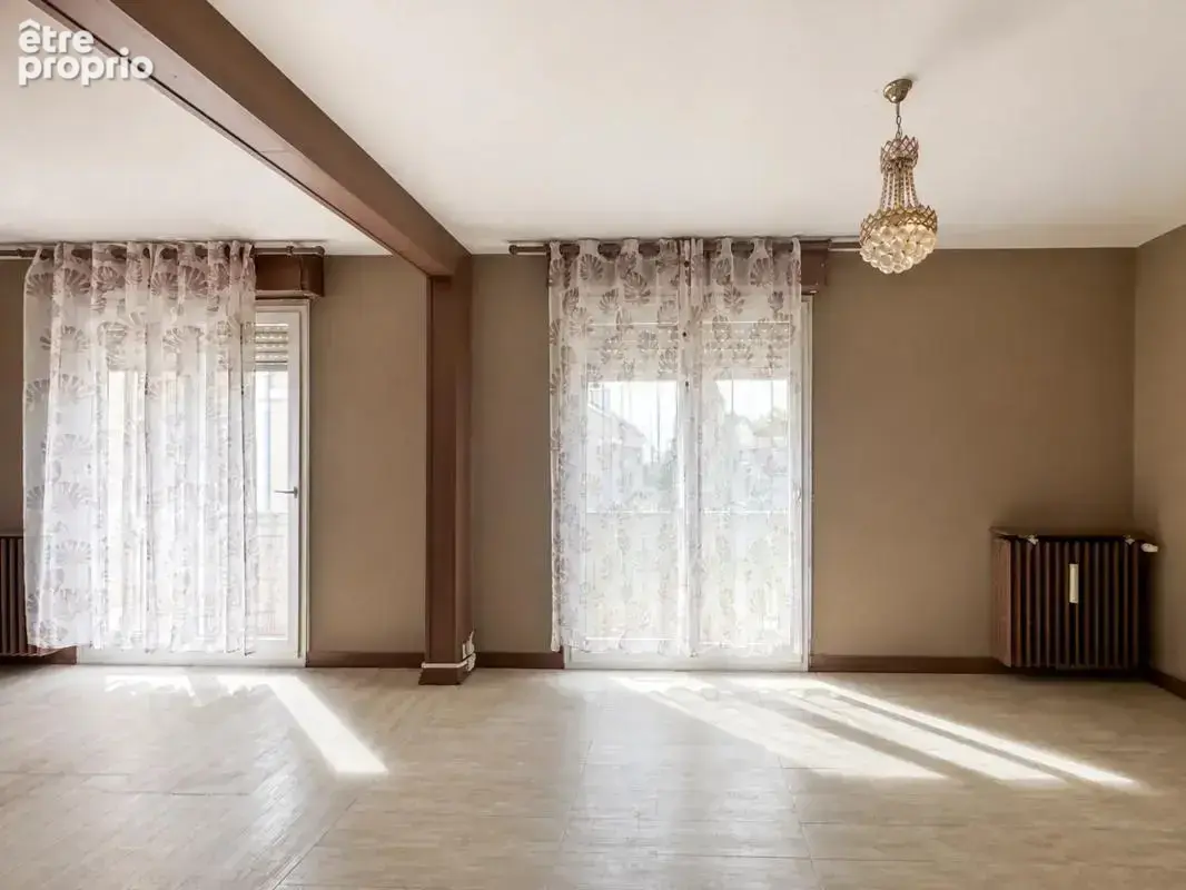 Maison de 6 pièces de 150 m² à Angers - photo 8