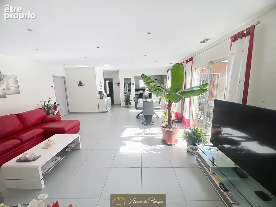 Secteur residentiel - villa 3 faces 127 m2 hbts  sur 600 m2 de terrain  - - photo 11