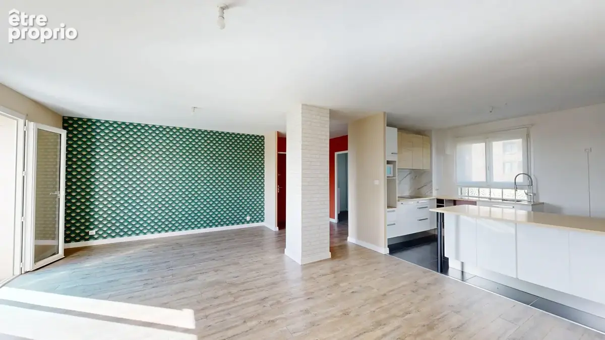 Manosque - appartement t5 avec balcon loggia et garage ! - photo 7