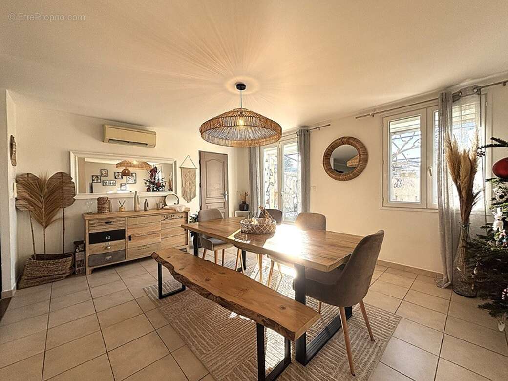 Maison à PIERRELATTE