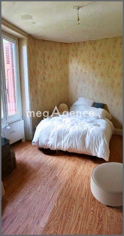 Maison à PALLUAU-SUR-INDRE