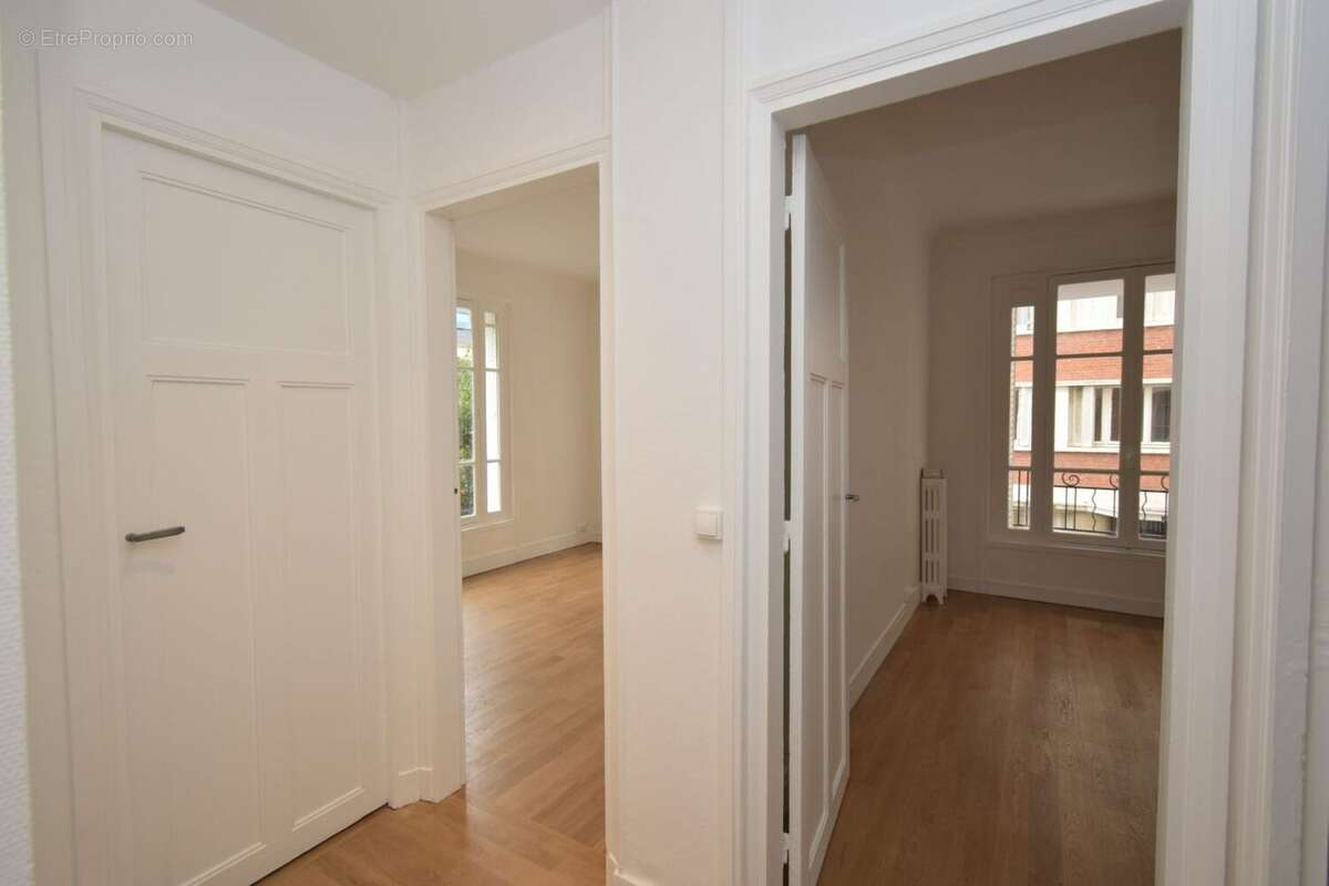 Appartement T2 - Asnières-sur-Seine - Comète - photo 12