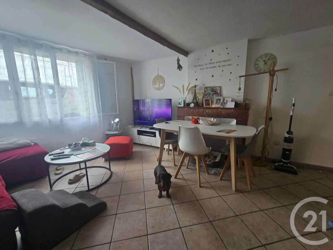 Maison à CARBONNE
