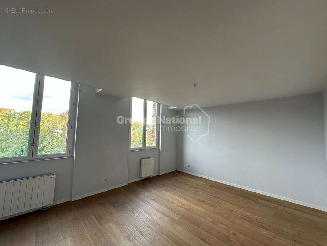 Appartement à PIERREFONDS