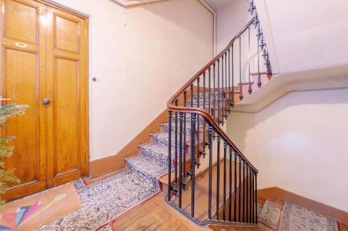 Appartement à PARIS-11E