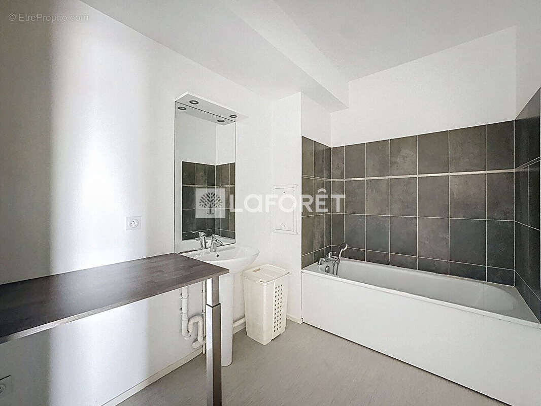 Appartement à BONNEUIL-SUR-MARNE