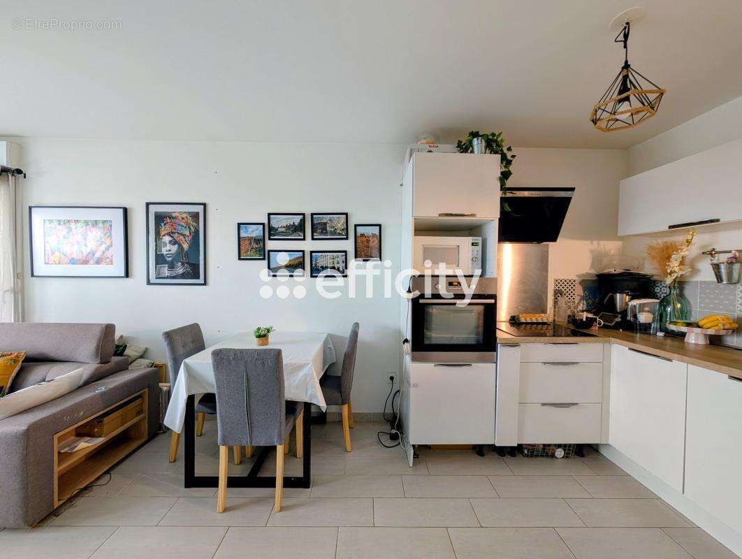 Appartement à ENGHIEN-LES-BAINS