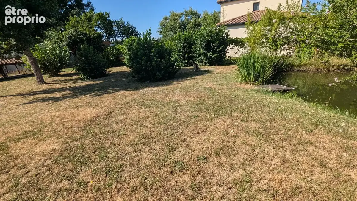 Maison T3 avec grand terrain arboré et grand plan d'eau - photo 13