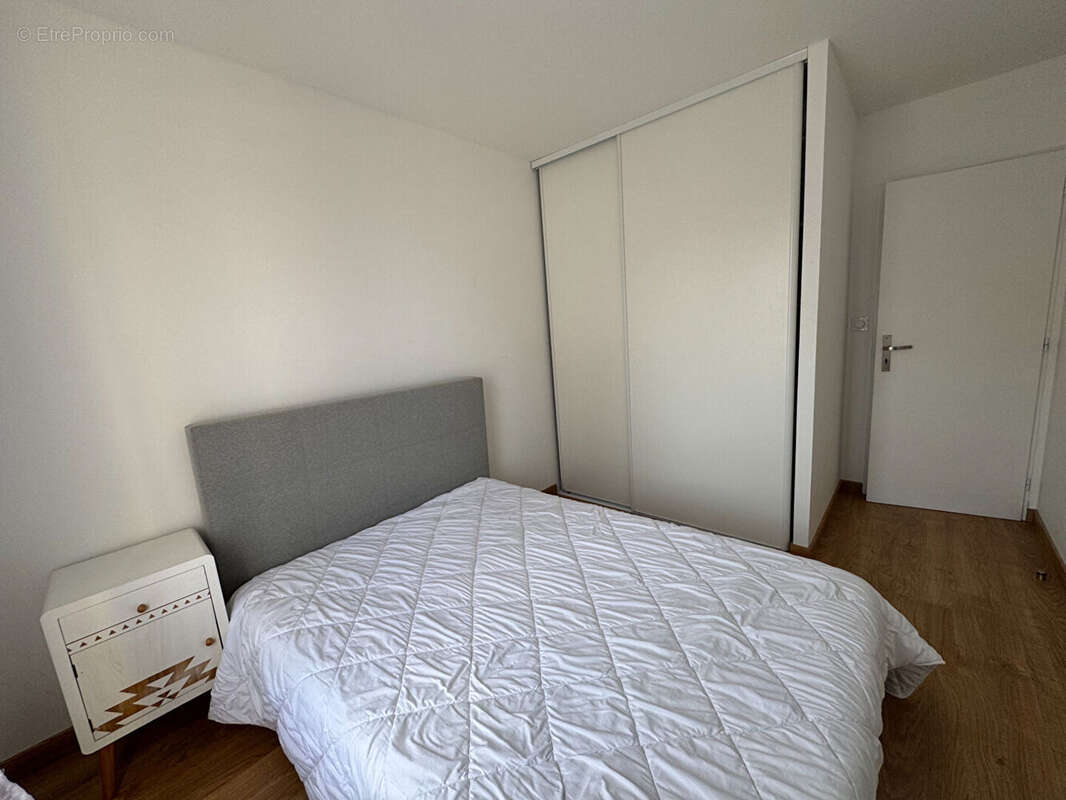 Bordeaux Bacalan - Maison de 90 m² avec garage et grande terrasse - photo 8