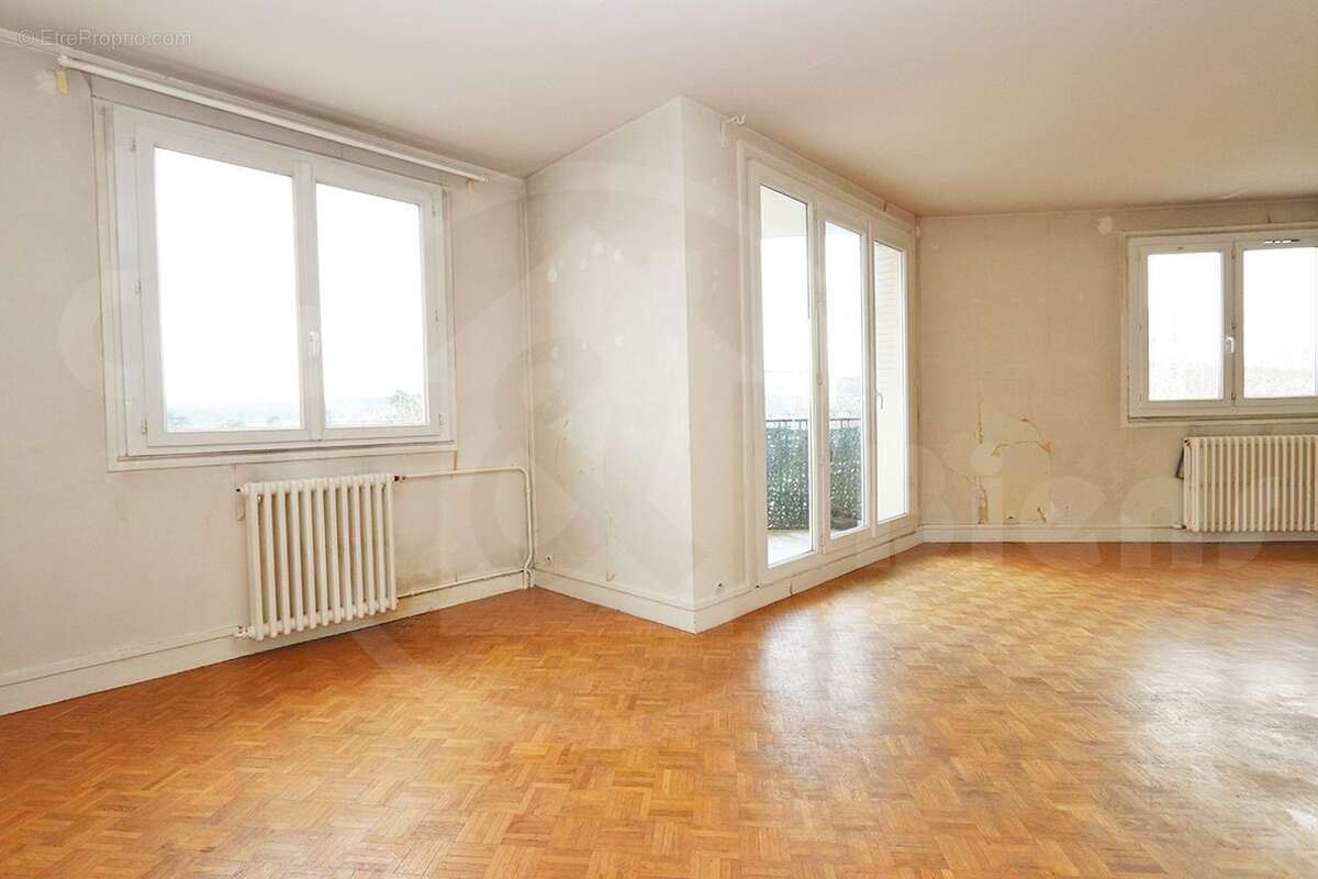Appartement à VIROFLAY