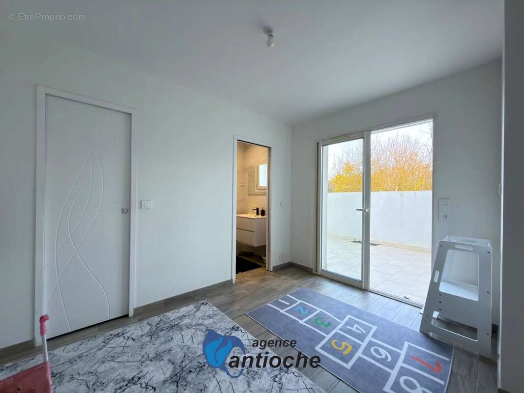 Maison à SAINT-XANDRE