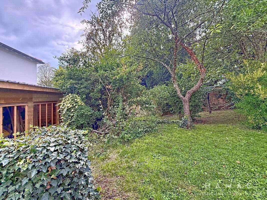 Maison à LA MULATIERE