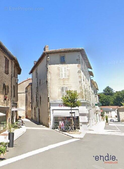 Maison à ROCHECHOUART