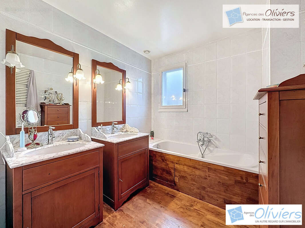 Maison à CHATEAUFORT