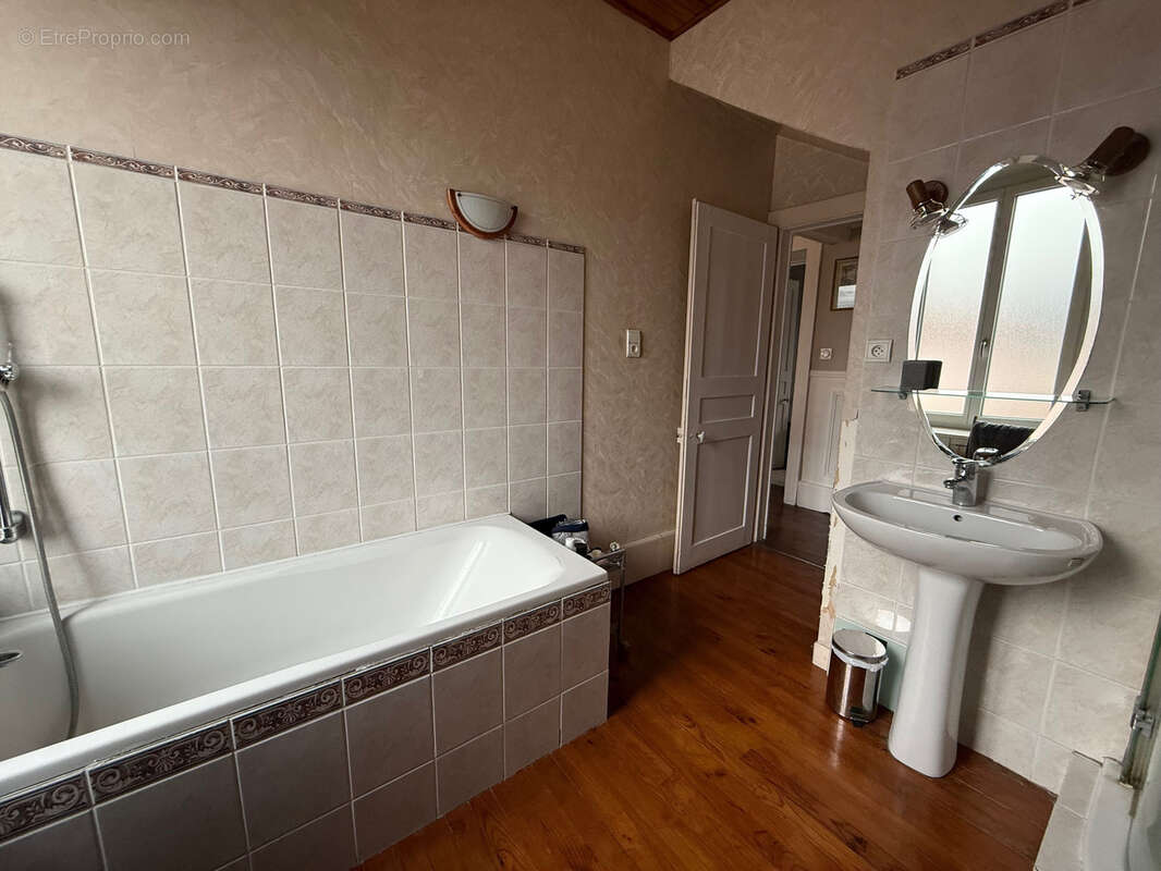 Maison à REMIREMONT