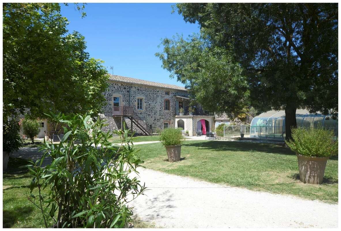 Appartement à CHOMERAC