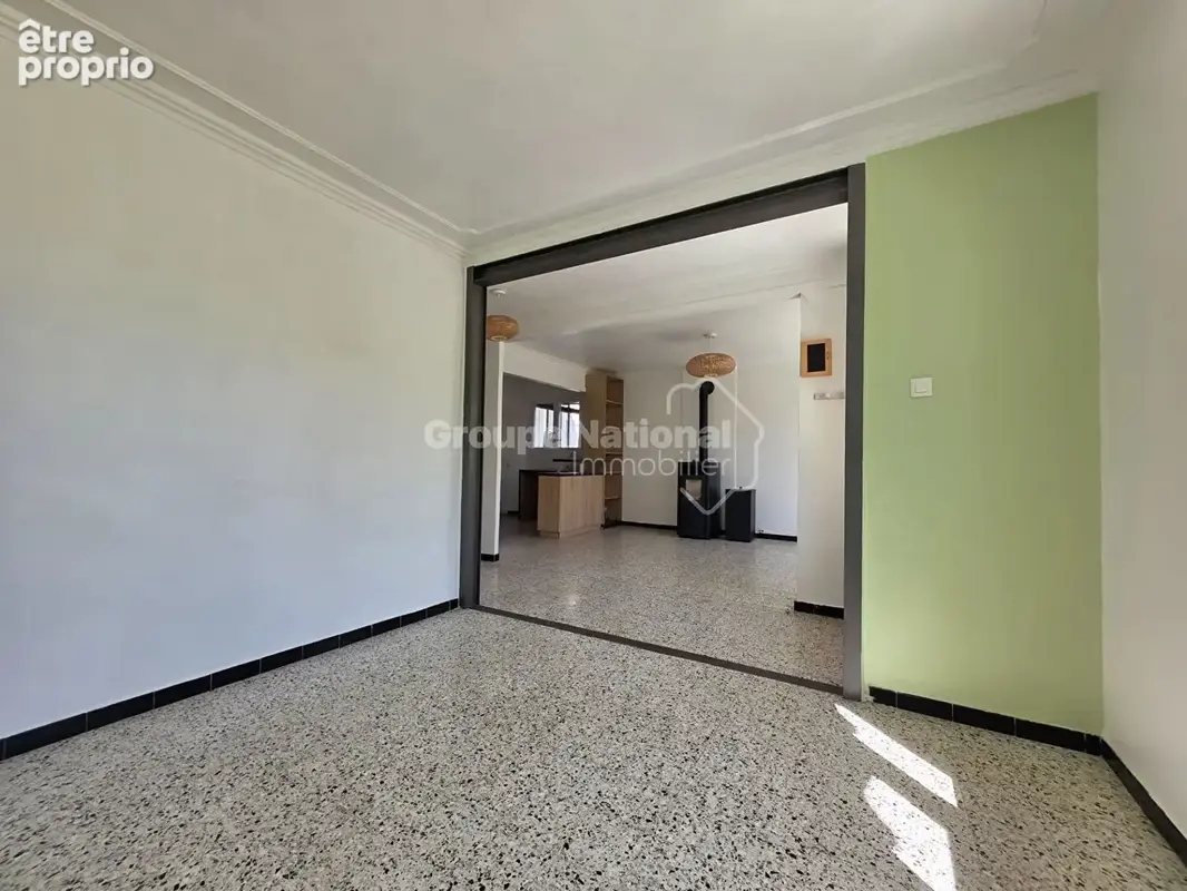 Maison - Garage, piscine et studio indépendant - photo 8