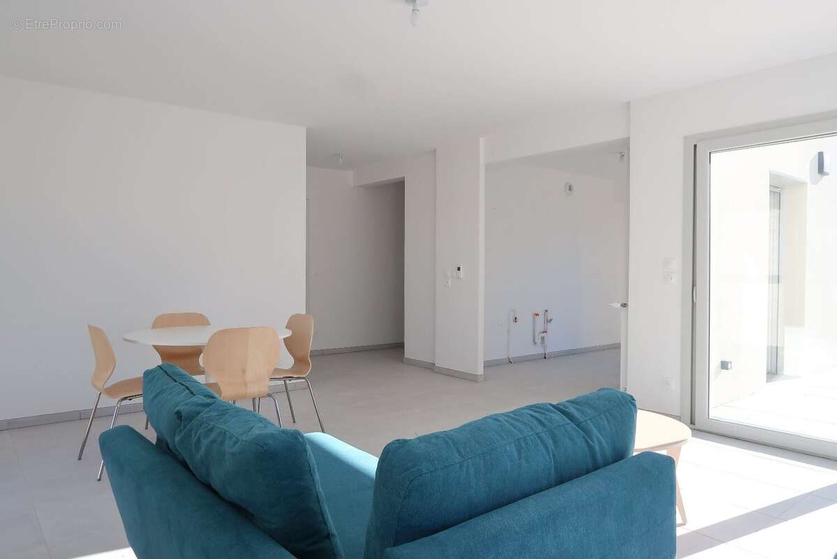 Appartement à SAINT-ETIENNE