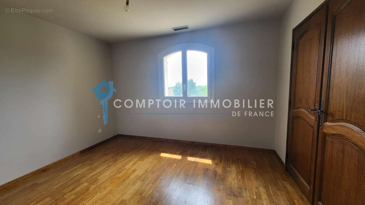 Villa Saint-Christol-Les-Ales de 218 m2 habitables sur un terrain de 2396 m2 - photo 12