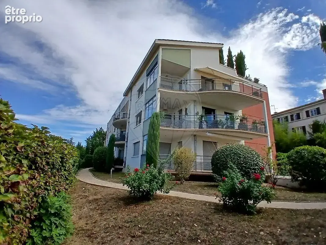 Appartement à LIMAS