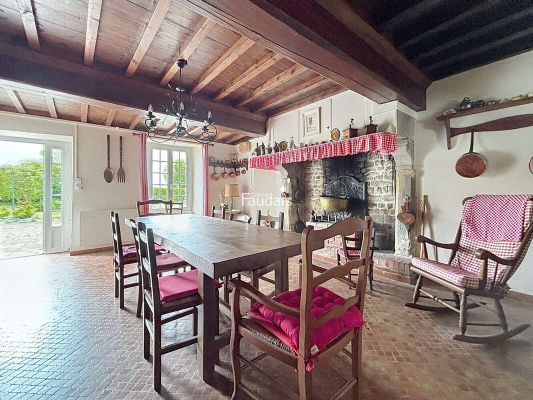 Maison 153 m² à Blosville  - photo 7