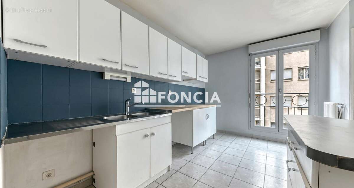 Appartement à LYON-3E