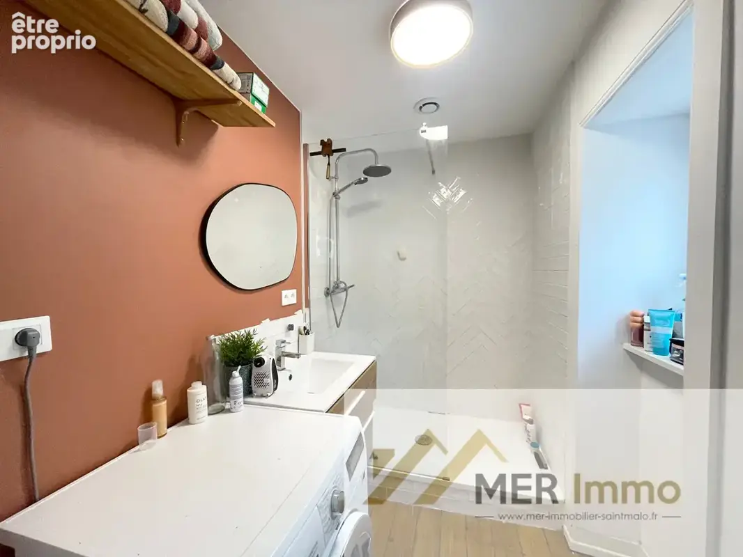 SAINT-MALO PARAMÉ CENTRE- Charmant Appartement T2 en duplex rénové avec goût en plein coeur de Paramé - photo 10