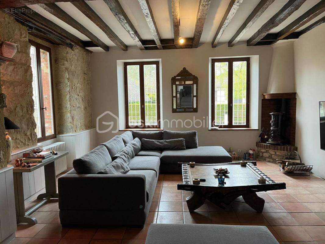 Maison à SAINT-MAURICE-AUX-RICHES-HOMMES