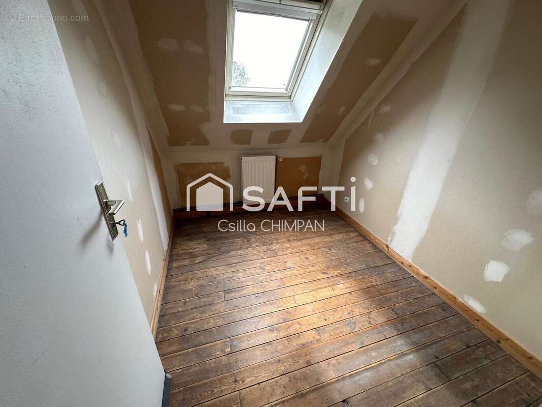 Maison 84 m² à Graces  - photo 8