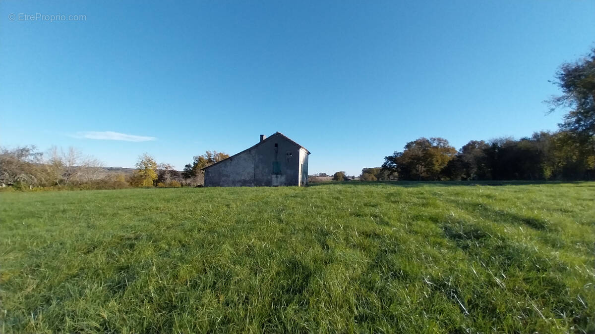 Autre à BOURDEILLES