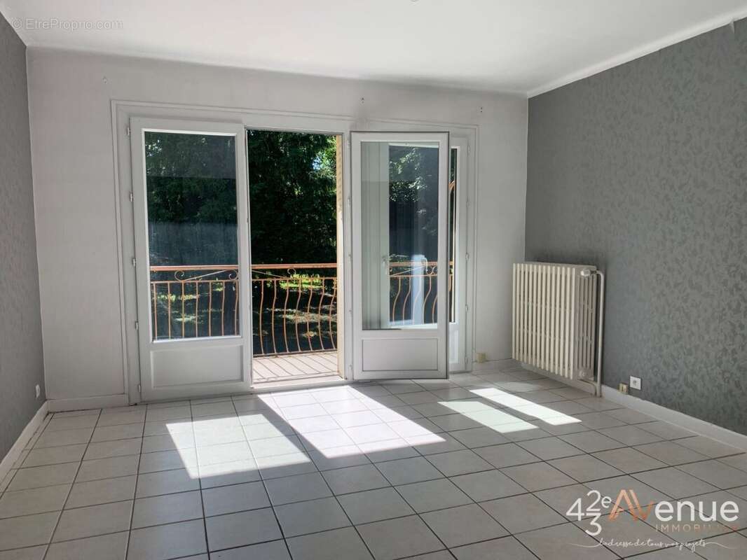 Maison 80 m² à Andrezieux-Boutheon  - photo 4