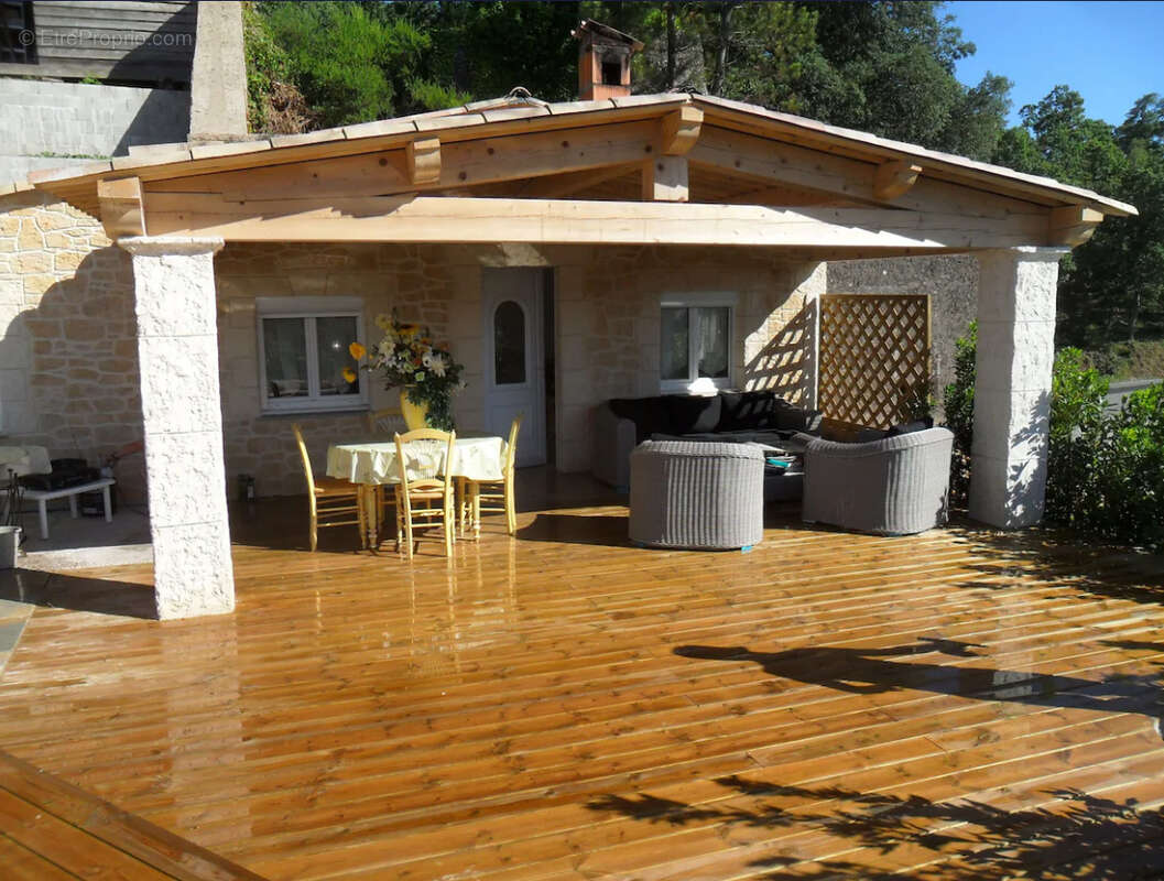 Maison à MANDELIEU-LA-NAPOULE