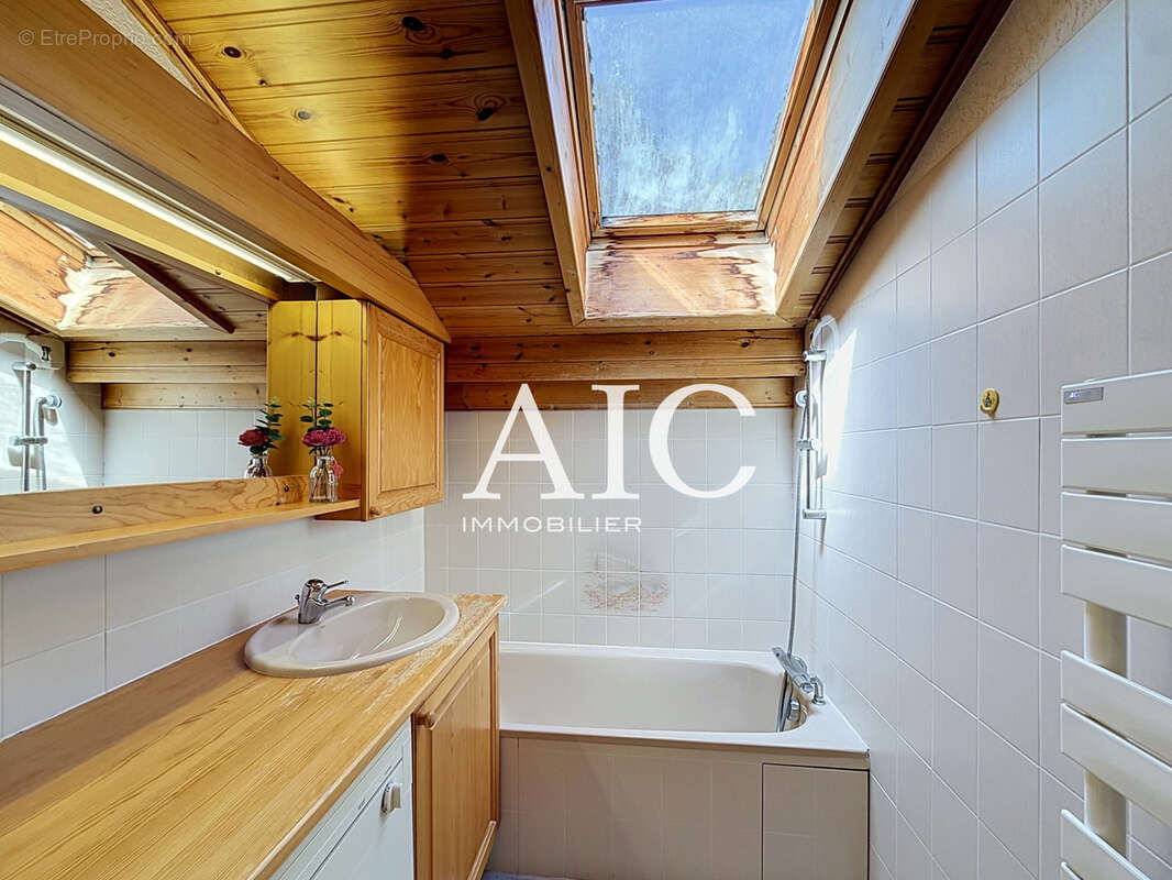 Appartement duplex avec balcon et vue imprenable sur le Mont Blanc - photo 10