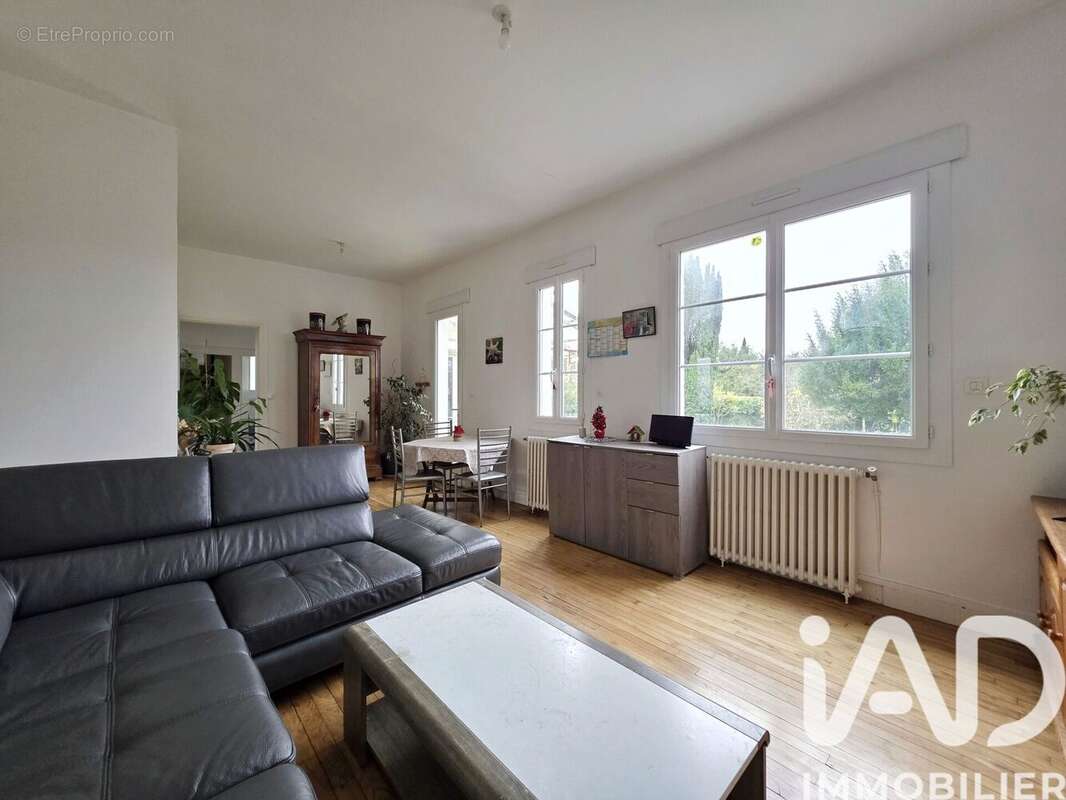 Photo 9 - Maison à L&#039;ISLE-D&#039;ESPAGNAC