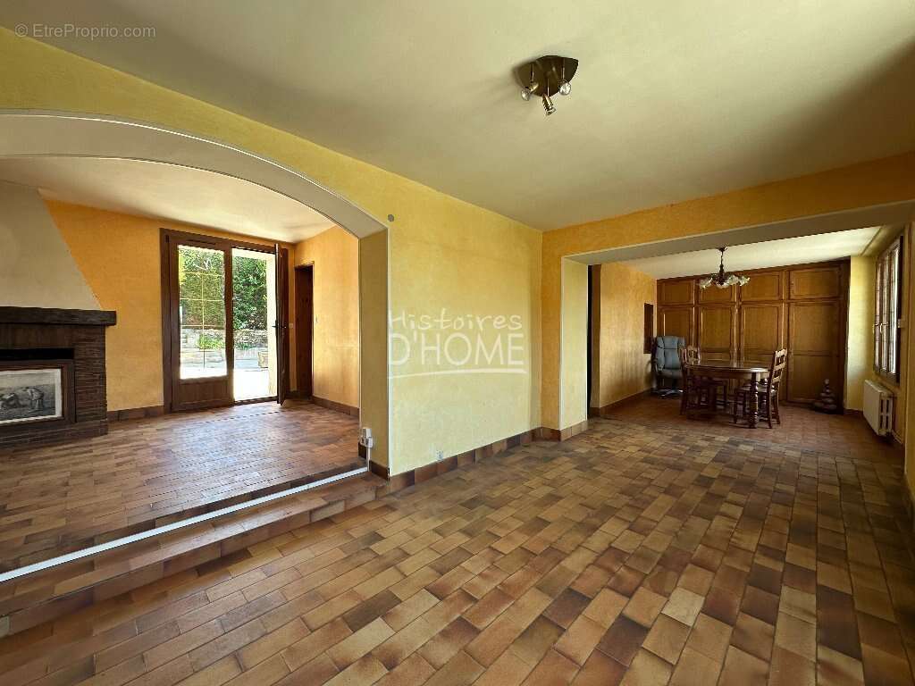 Maison à LA FERTE-GAUCHER